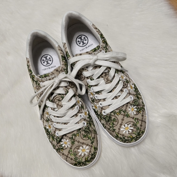 Tory Burch Howell Court Monogram Daisy Floral Sneakers Shoes - Picture 2 of 9